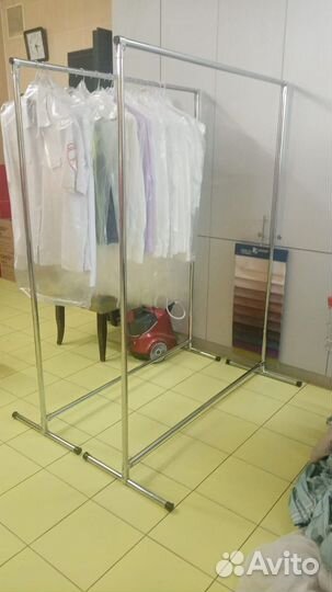 Вешалка напольная