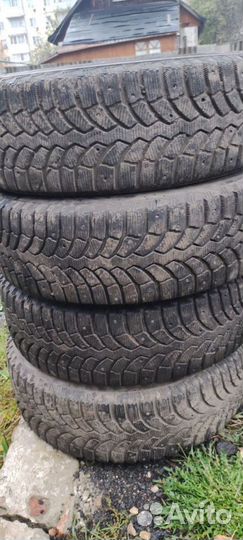 Bridgestone Blizzak Spike-01 185/65 R15