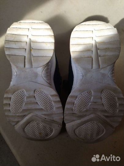 Кроссовки детские 26 размер