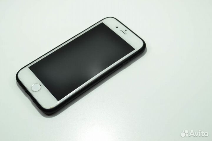 Чехол - накладка iPhone 7 Зайцы 1