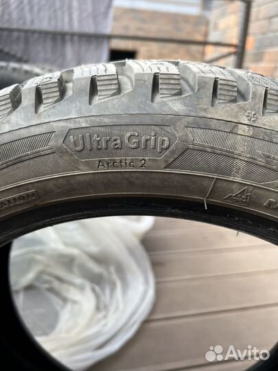 Goodyear UltraGrip Arctic 2 205/50 R17