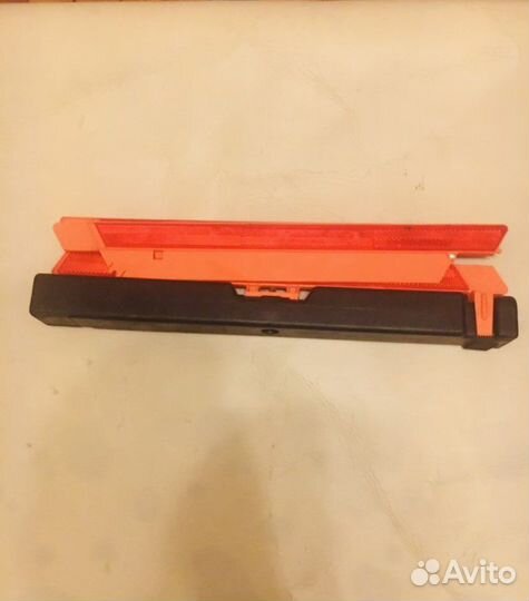 Знак аварийной остановки США