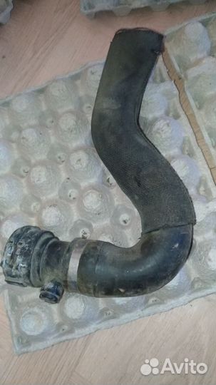 Фитинг на радиатор ауди 4G0122293P