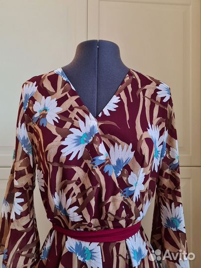 Новое Платье шифоновое на подкладе 42