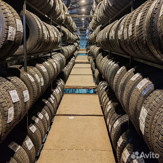 Kumho Road Venture APT KL51 205/70 R15 96T