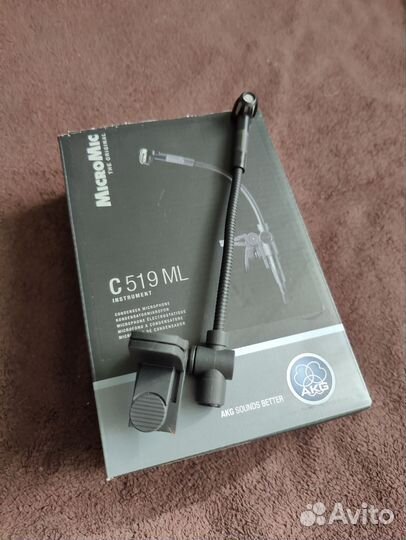 Радиосистема AKG с микрофоном