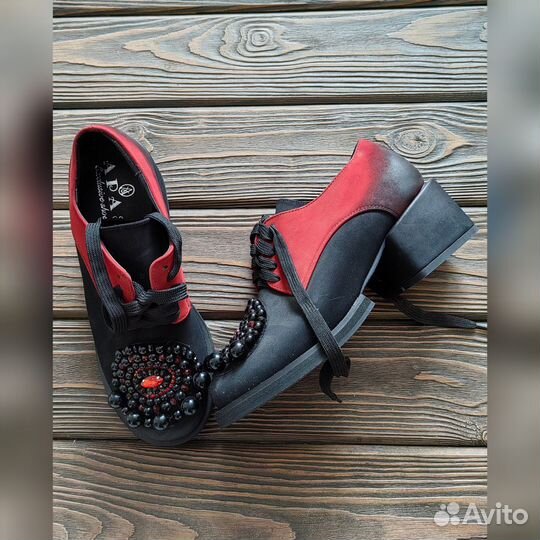 Ботинки женские