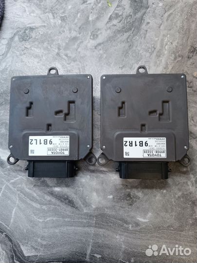 Блок розжига и управления фарой Toyota Camry 70