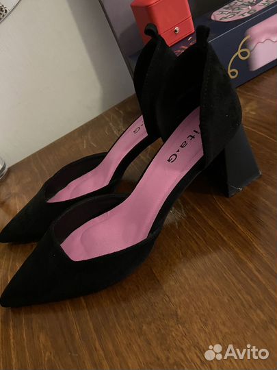 Туфли женские