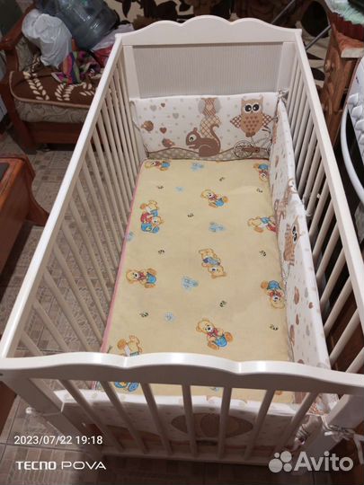 Детская кроватка