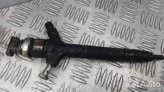 Форсунка дизельная toyota corolla verso 2 (CML22AL