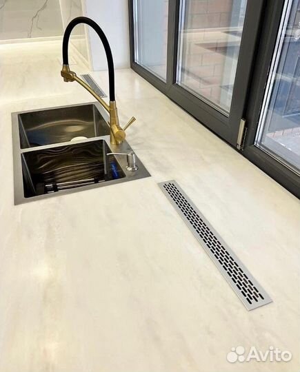 Кухонный гарнитур угловой