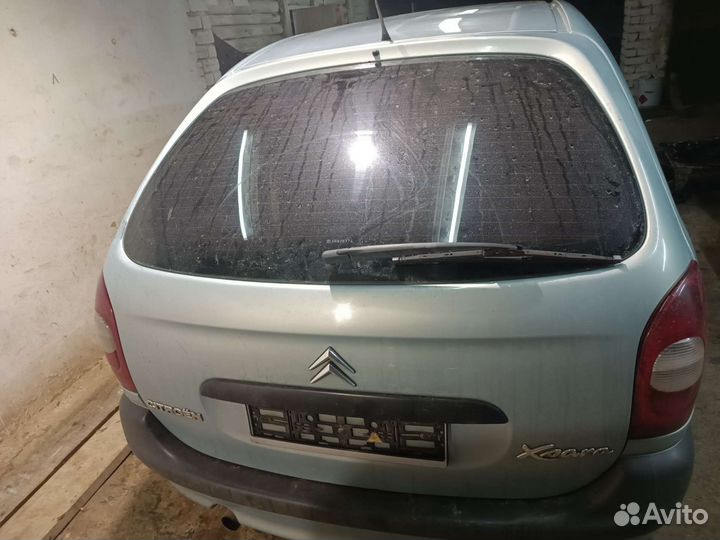 Крышка багажника Ситроен Ксара Пикассо