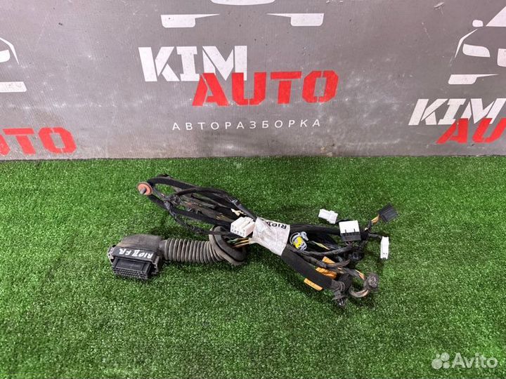 Проводка двери передняя правая Kia Rio 3 Ub 11-17