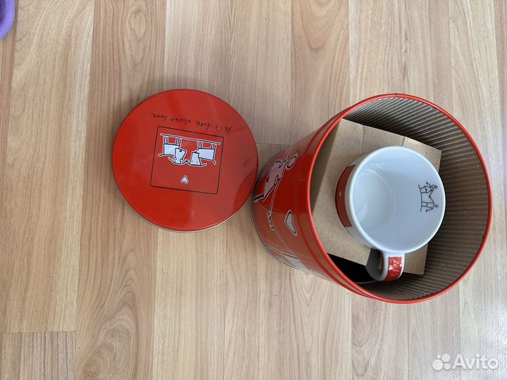 Прикольный подарочный набор чашки и блюдца
