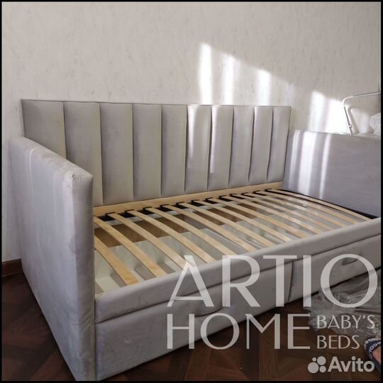 Детская кровать с мягкими бортиками