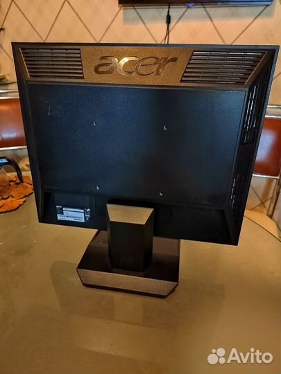 Монитор Acer(17