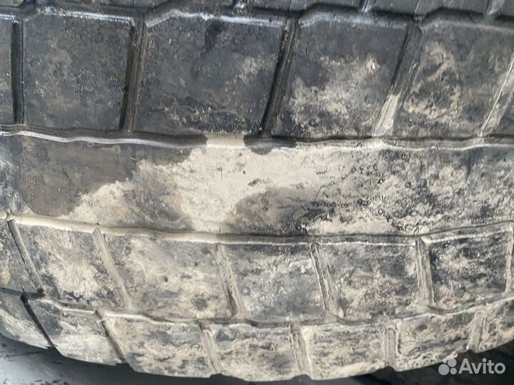 Колёса с дисками на тягач