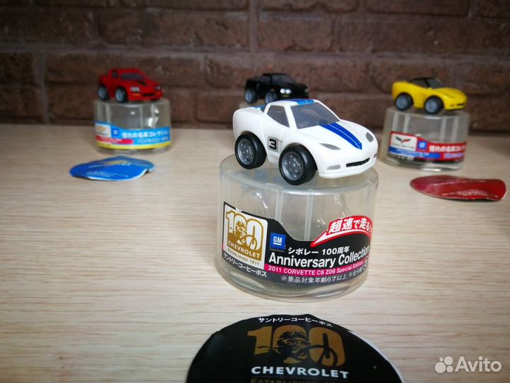 Модели автомобилей Cadillac, Corvette, Chevrolet