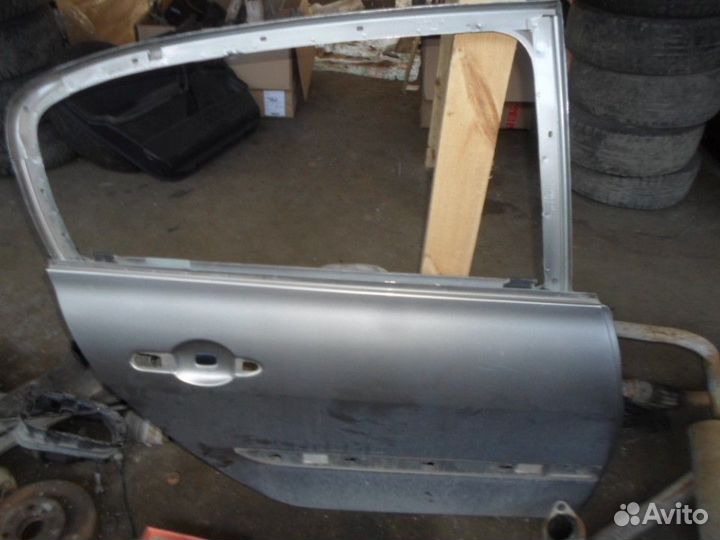 Дверь задняя правая Renault Megane 2 2002-2008