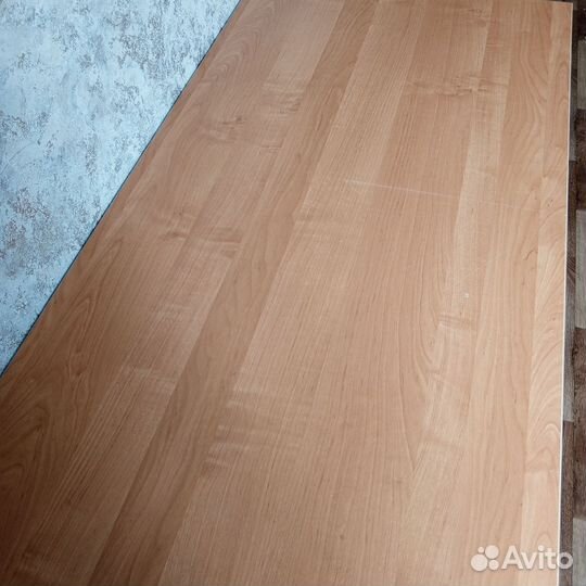 Письменный стол