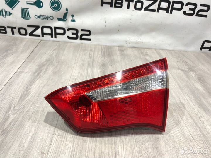 Фонарь крышки багажника правый Kia Rio 3 G4FA 2014