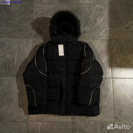 Пуховик supreme jordan на руках