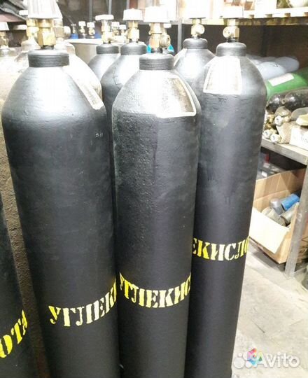 Газ баллон 40 литров. Баллон с азотом 40 л. Баллон 40 литров б у. Баллон углекислотный 40. Баллон кислородный 40 л п/а пустой св000000061.
