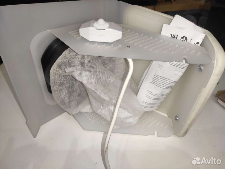 Маникюрный пылесос