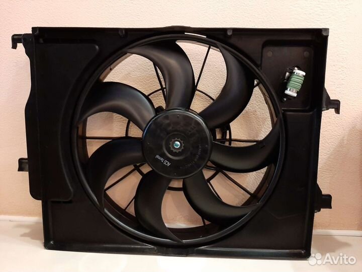 Hyundai Solaris 2 Вентилятор охлаждения