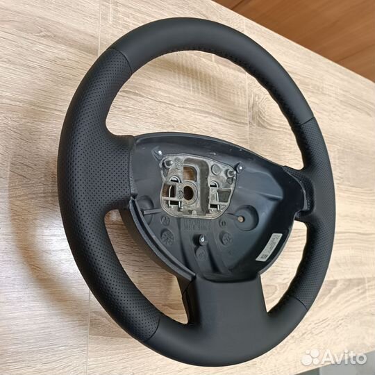 Руль новый Рено Дастер