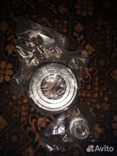 Подшипник ступицы в комплекте