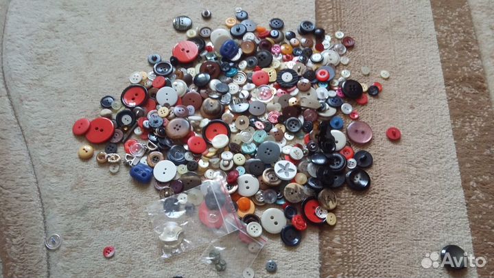 Пуговицы