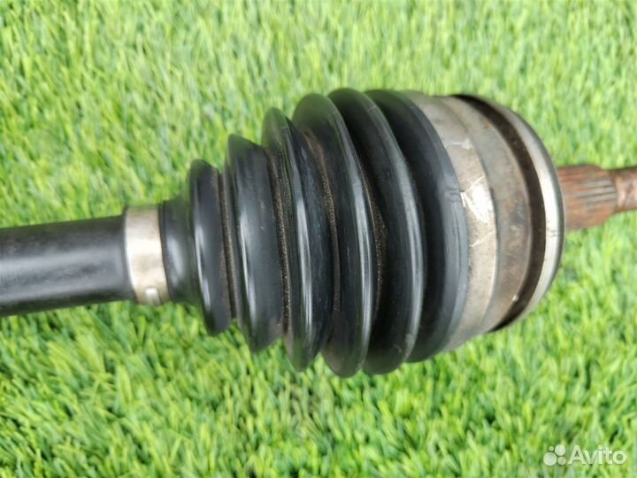 Привод передний правый Lexus Ls600Hl UVF46 2UR-FSE