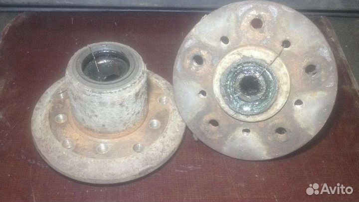 Ступица передняя Mercedes-Benz Т1