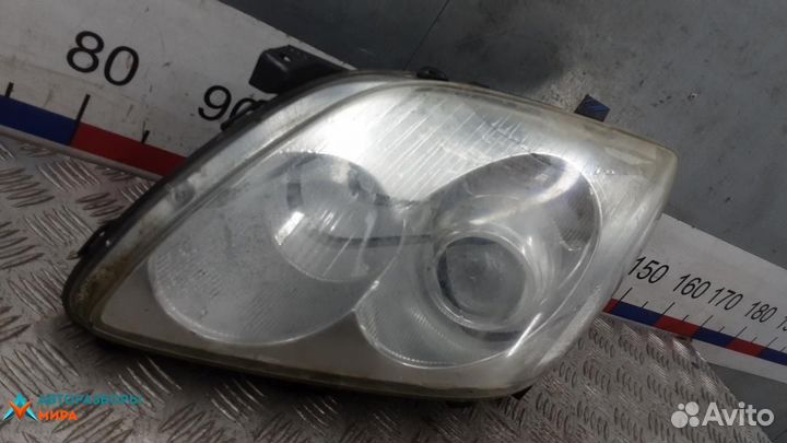 Фара левая Toyota Avensis 2 (T250) 2005