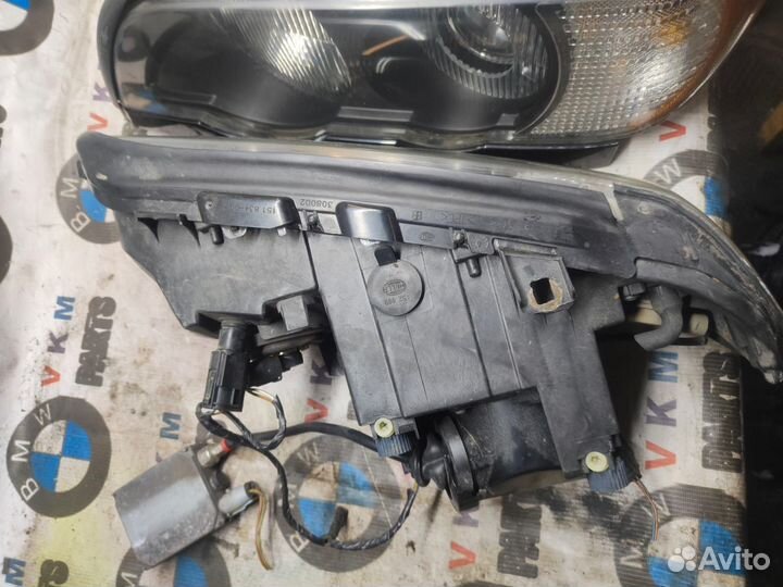 Комплект фар левая и правая фара для бмв Х5 Е53