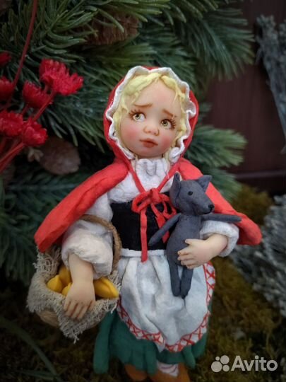 Ватная игрушка на елку Красная Шапочка