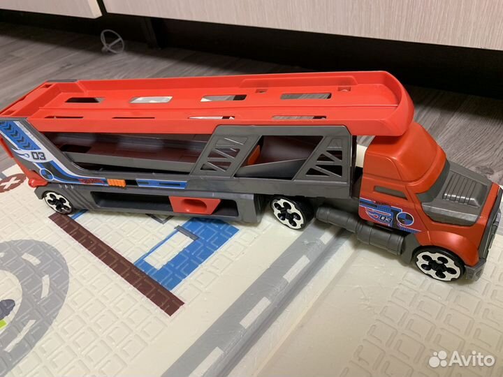 Hot wheels треки разные горка, мойка, автовоз