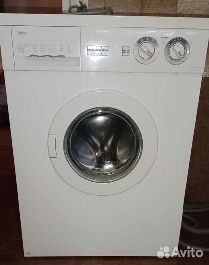 Стиральная машина Zanussi на запчасти