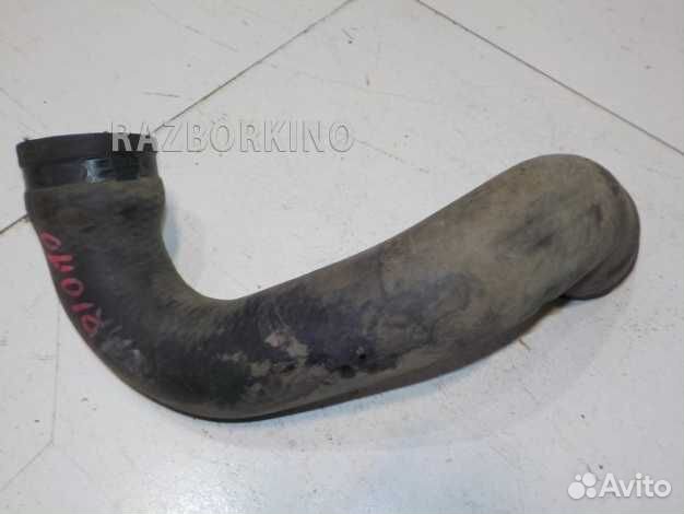 Патрубок системы охлаждения