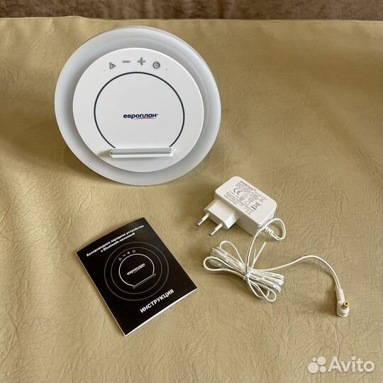 Беспроводное зарядное. Bluetooth колонка. Ночник
