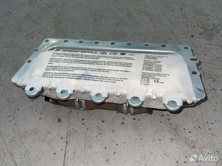 Подушка в торпеду BMW 5 F10