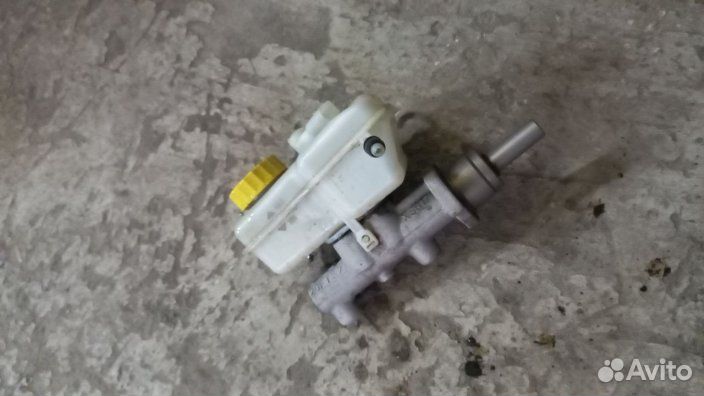 Цилиндр тормозной главный Skoda Fabia 2007-2015