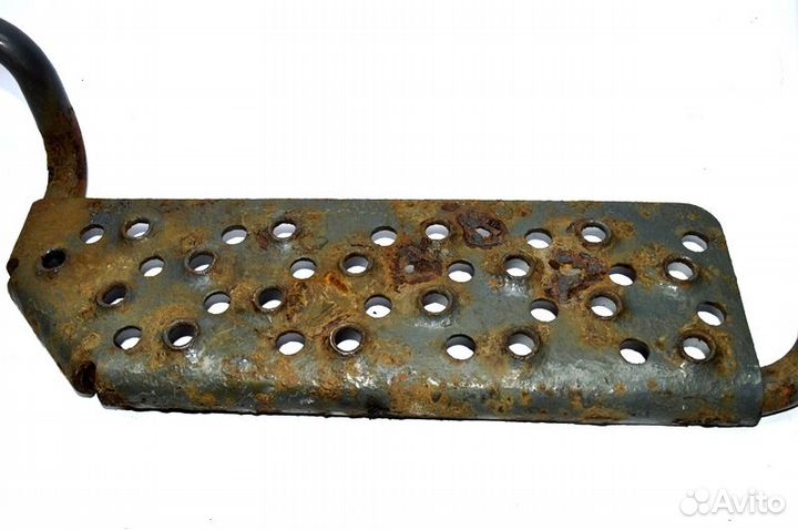 Подножка аккумуляторного ящика scania R-series (01