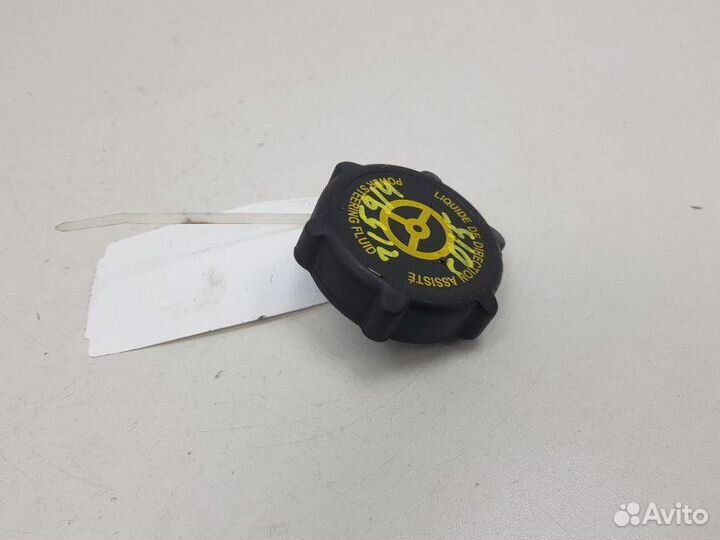 Крышка бачка гур Ford Mondeo