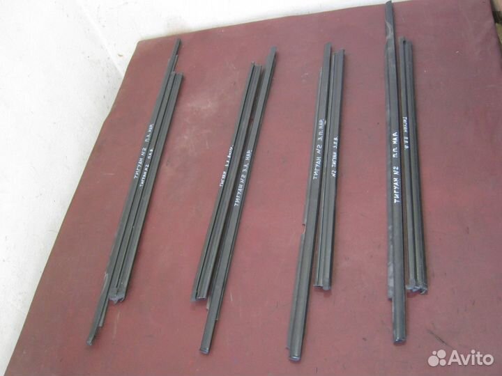 Бархотка уплотнитель Tiguan Тигуан багажника двери