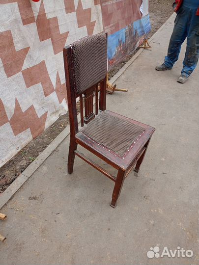 Стул старинный массив