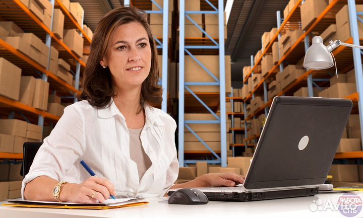 Товаровед на склад одежды