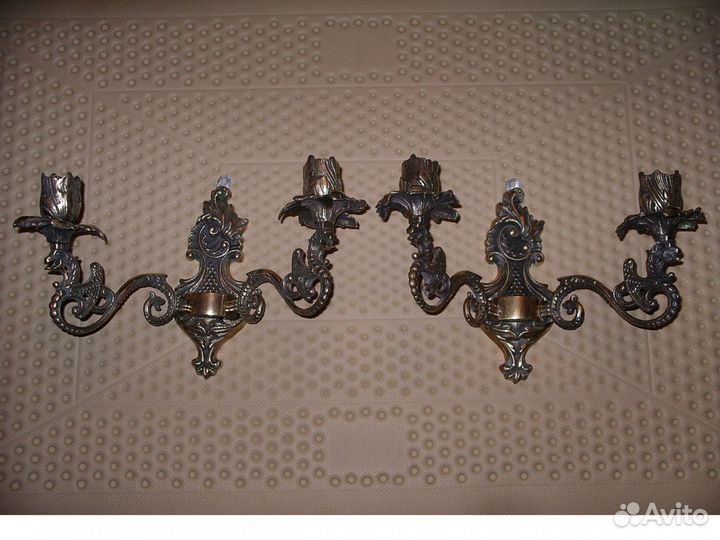 Два бронзовых подсвечника